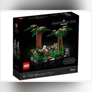 LEGO Star Wars: Endor Speeder Chase Diorama (75353)